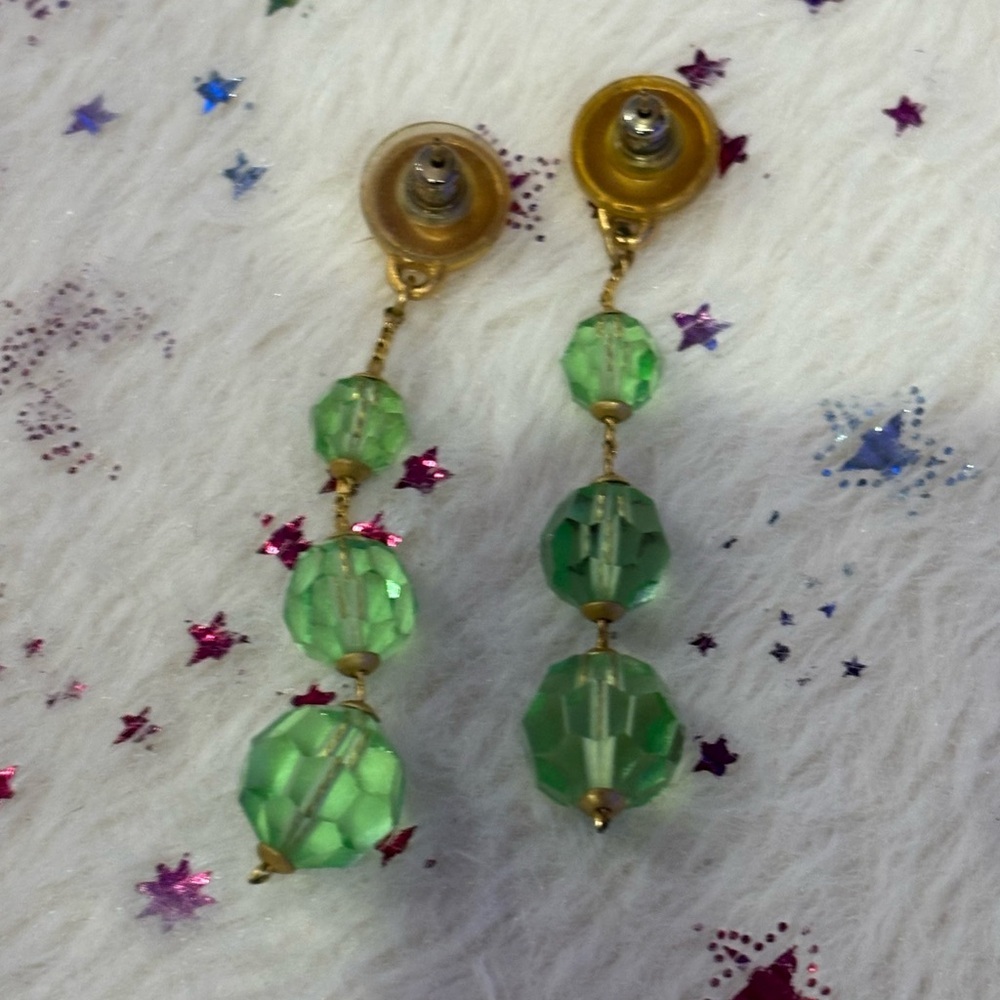 Elegant Vintage Green and Gold Drop Earrings - Picture 6 of 6